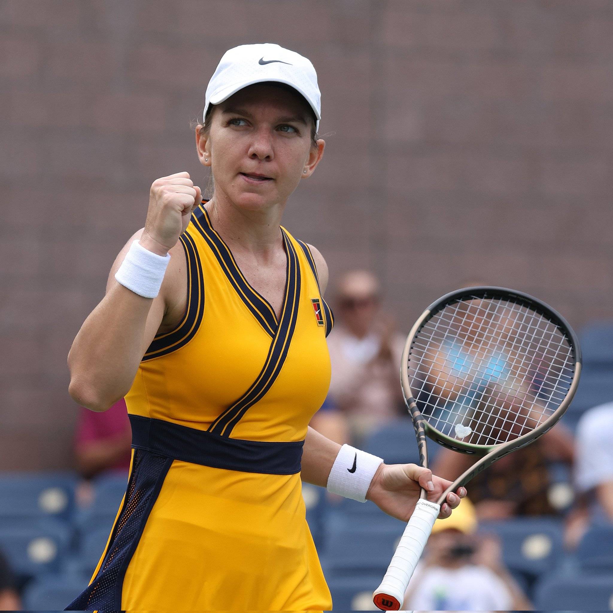 开云官网首页 - 穆古鲁扎在巴塞罗那比赛中出色防守，精彩发挥引发热议！