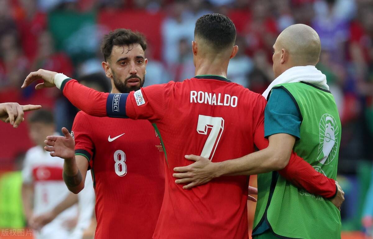 开云官网首页 - C罗在拜仁比赛中大胜，关键助攻引发热议！